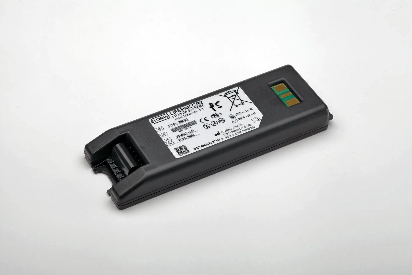 LIFEPAK CR2 AED lithium battery pack shown outside the device.