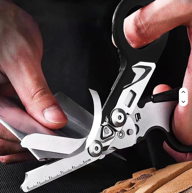 Multifunctional Trauma Shears Tool, Foldable, 6-in-1 Compact Rescue Multi-Tool