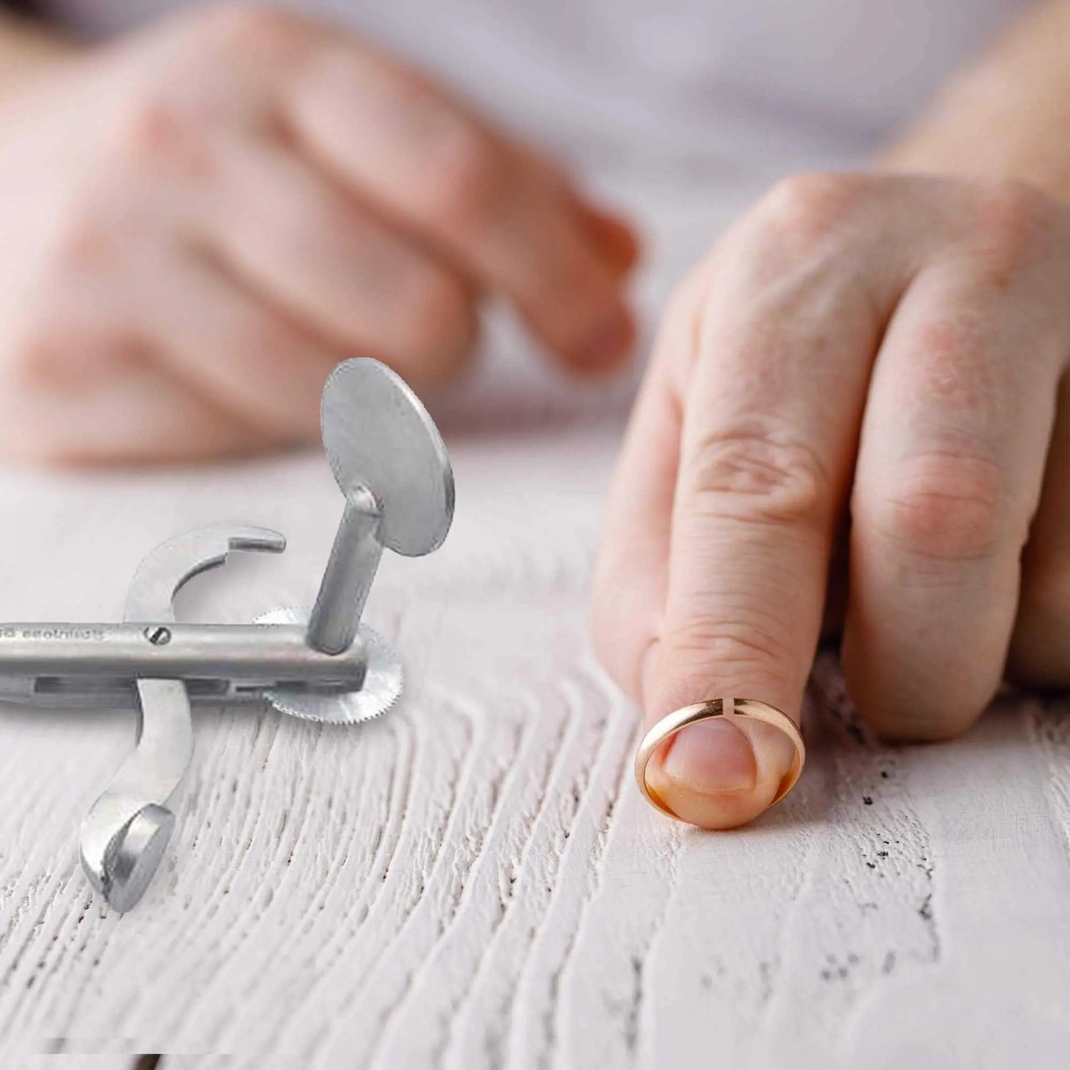 Ring Cutter Tool | First Aid Plus